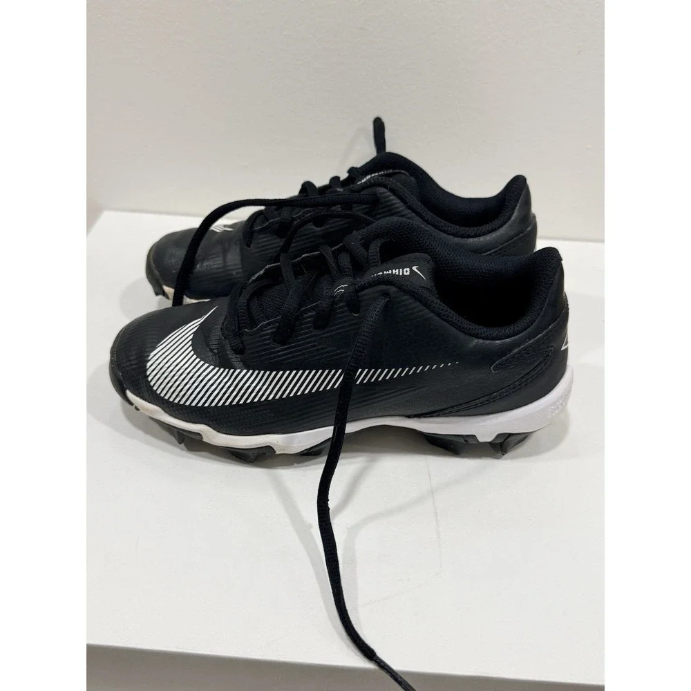 Nike Youth Baseball/Softball Cleats Black and White US Size 3.5Y